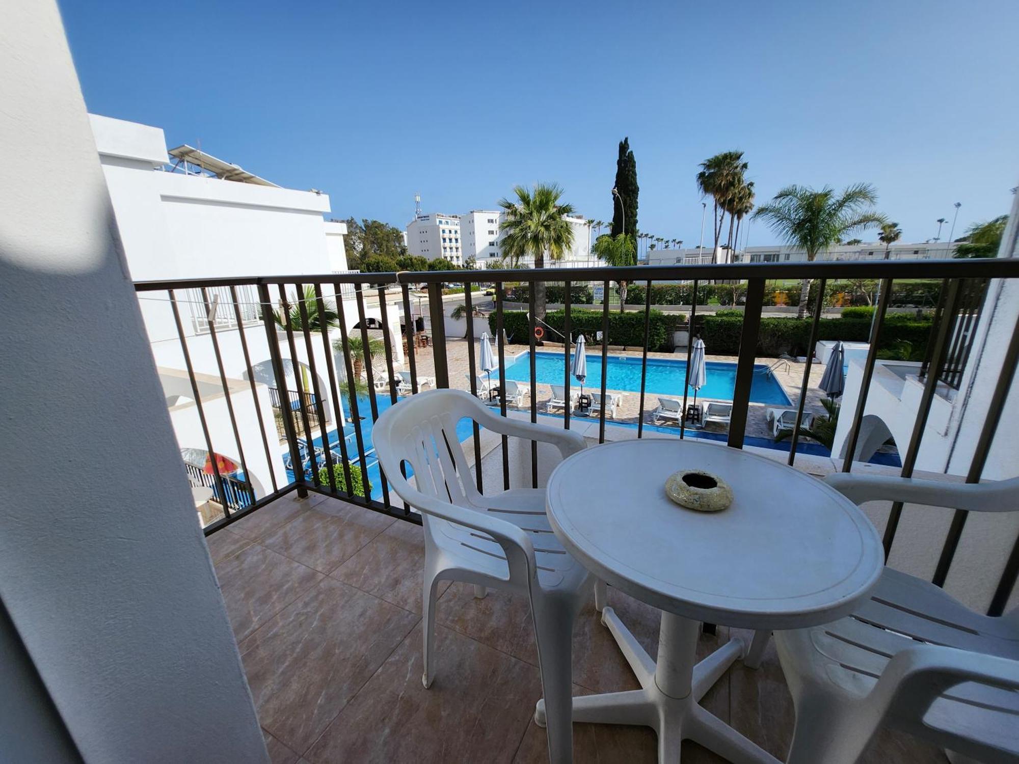 Florence Hotel Apartments Ajia Napa Pokój zdjęcie